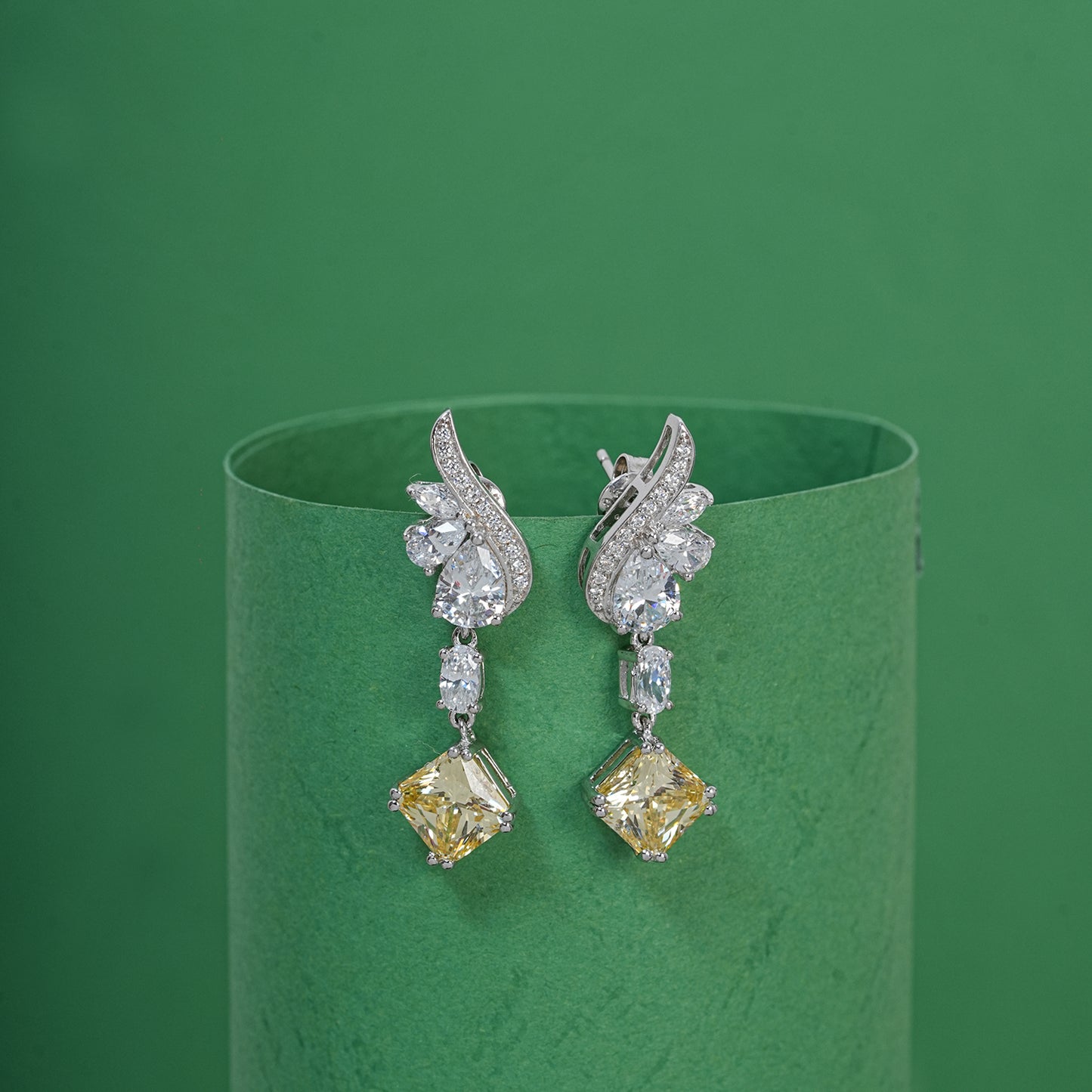 Square yellow and white diamond earring