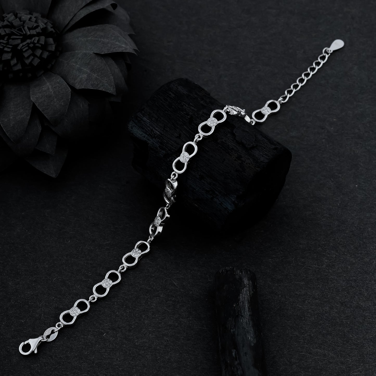 Sterling silver bow shape chain bracelet