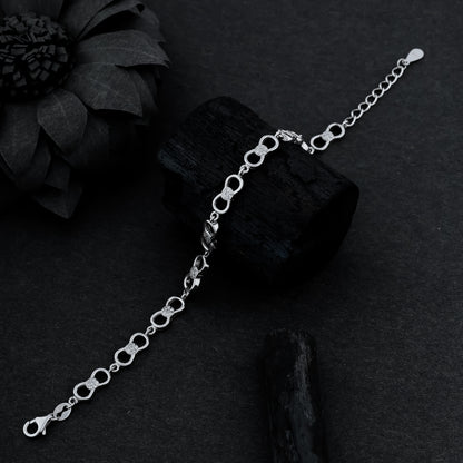 Sterling silver bow shape chain bracelet