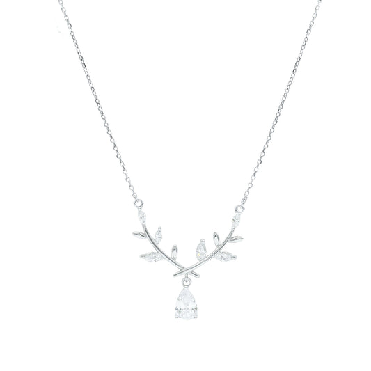 Diamond pendant necklace