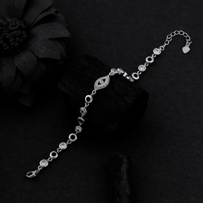 Elegant silver eye diamond bracelet